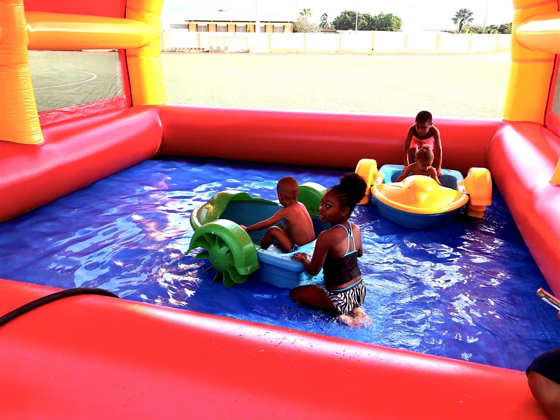Canopy Pool Combo